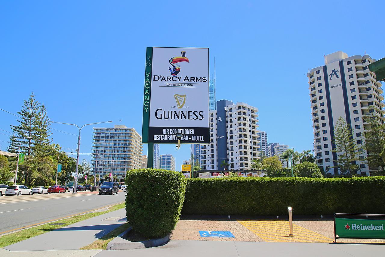 Darcy Arms Hotel Motel Гоулд Коуст Екстериор снимка