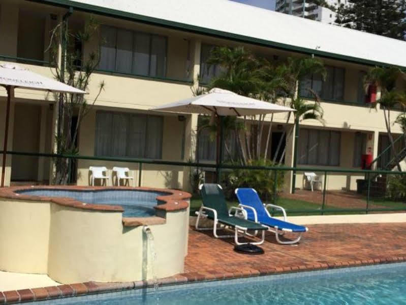Darcy Arms Hotel Motel Гоулд Коуст Екстериор снимка